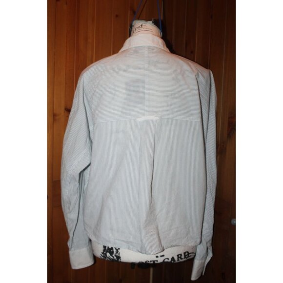 Madewell Flap-Pocket Crop Button-Up Shirt in Poplin Pin Striped Size S - Picture 3 of 11